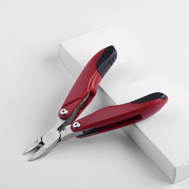 FOLDING NAIL CLIPPERS